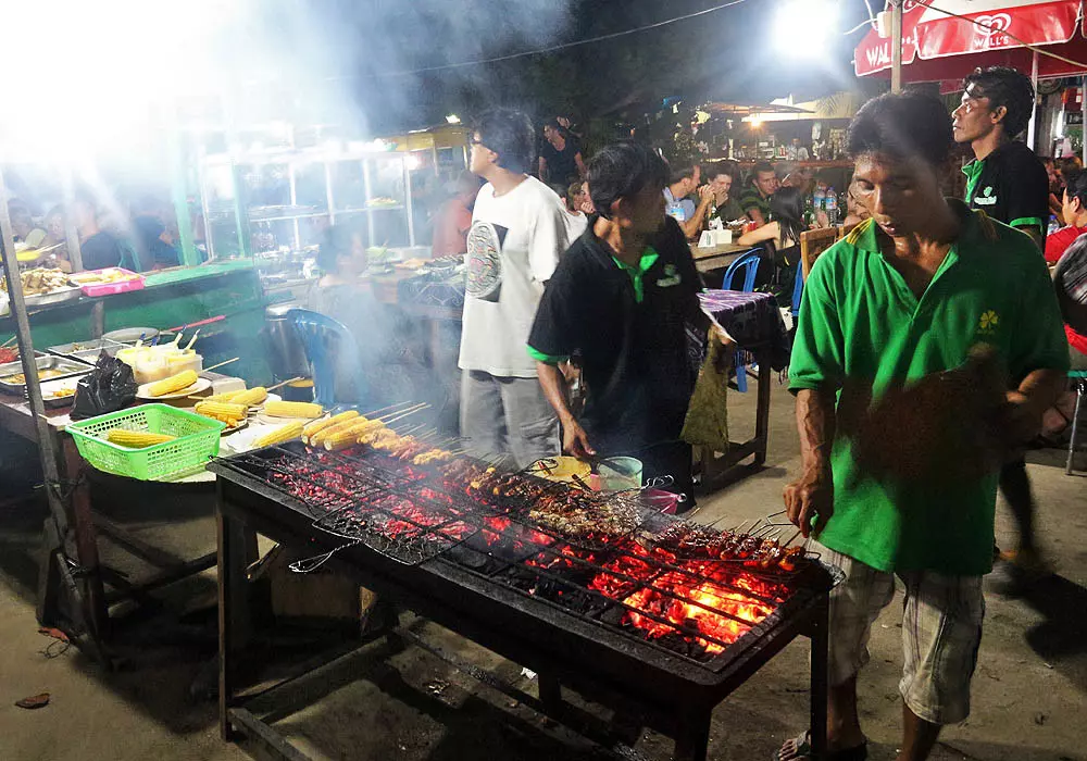 Sasak warung, Lombok
