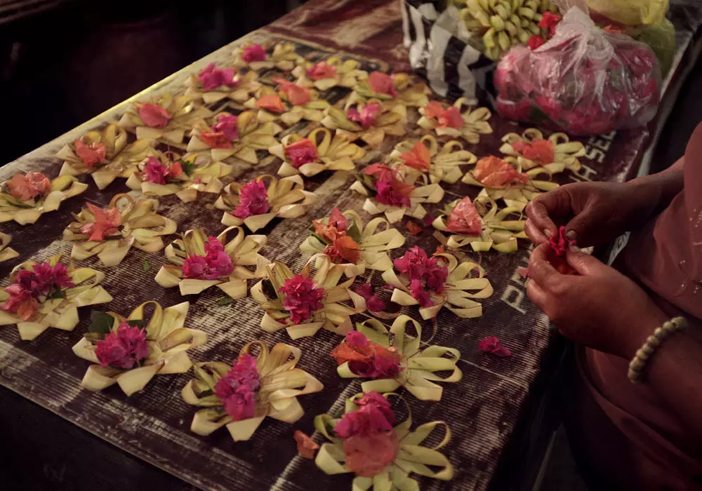 Professionally-made Hindu offerings in Ubud Market, Bali.