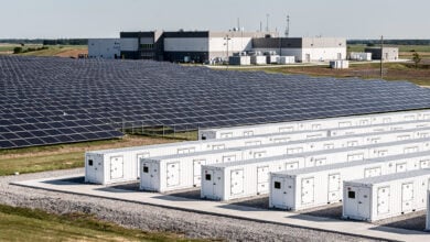 Battery storage facility and solar array powering AI data center, Ohio